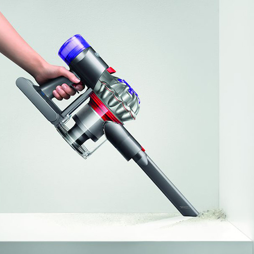 ダイソン 自動で毛絡みを解消する クリーナーヘッド搭載！ コードレスクリーナー Ｖ８　Ｐｌｕｓ