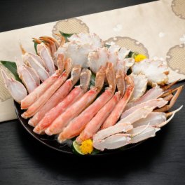 大きい生ずわい蟹の 贅沢蟹鍋用