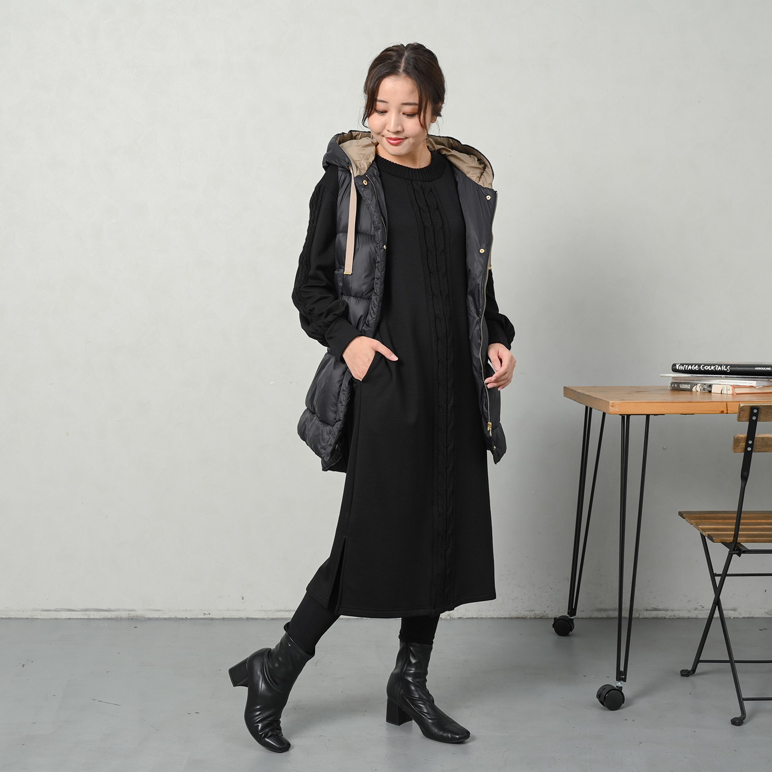 アンリック　オー　ブルー 裏起毛ソフトジャージー ケーブルニットアクセント ワンピース