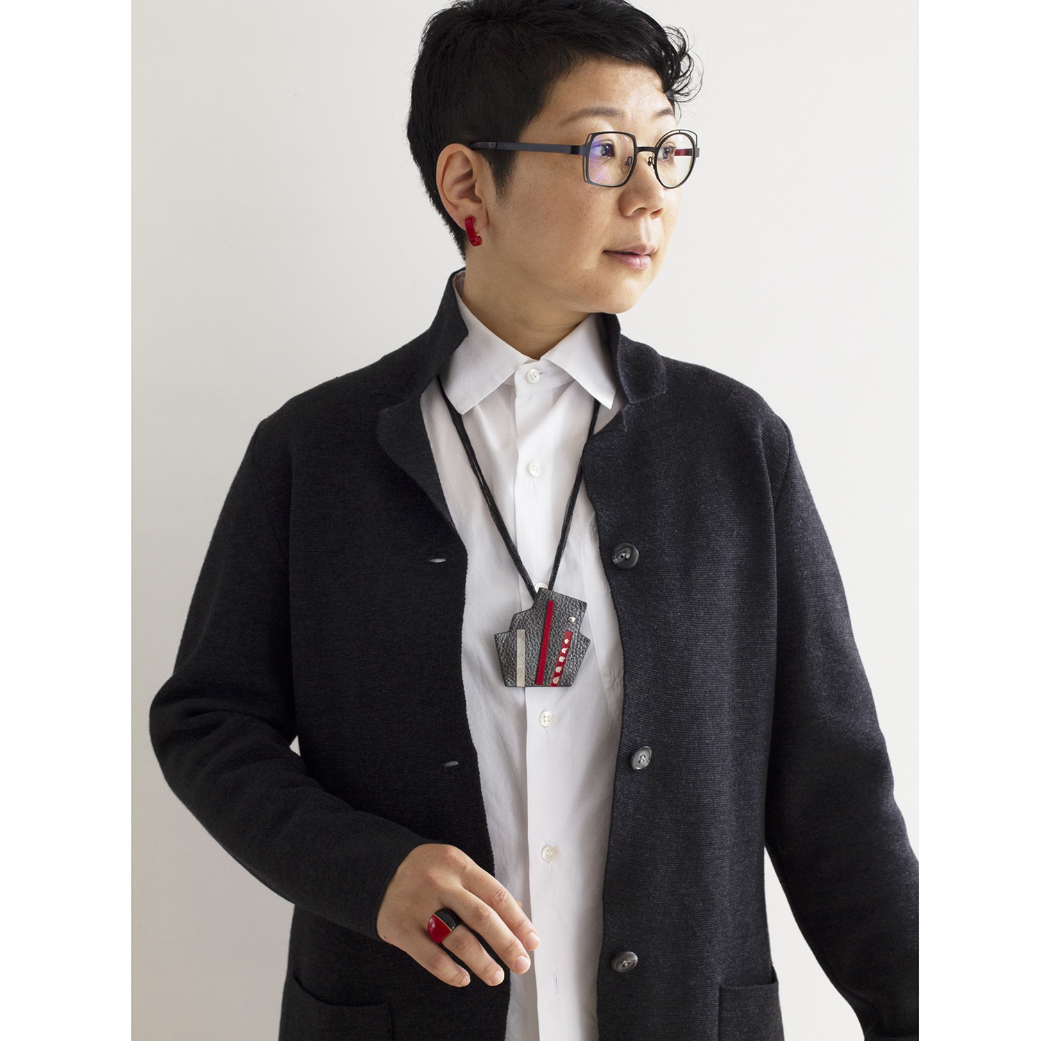 坂本これくしょん シースルー ロングネックレス ＜黒色＞