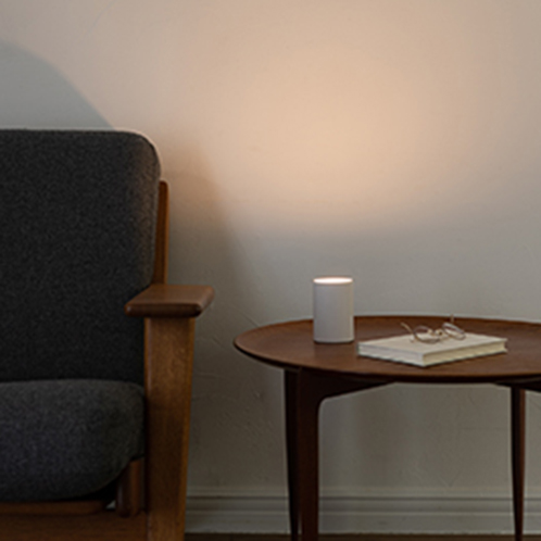 プラスマイナスゼロ 持つ・置く・吊るす・くっつけるの１台４役！ 充電式ＬＥＤマルチライト ＸＬＭ−Ｇ０１０