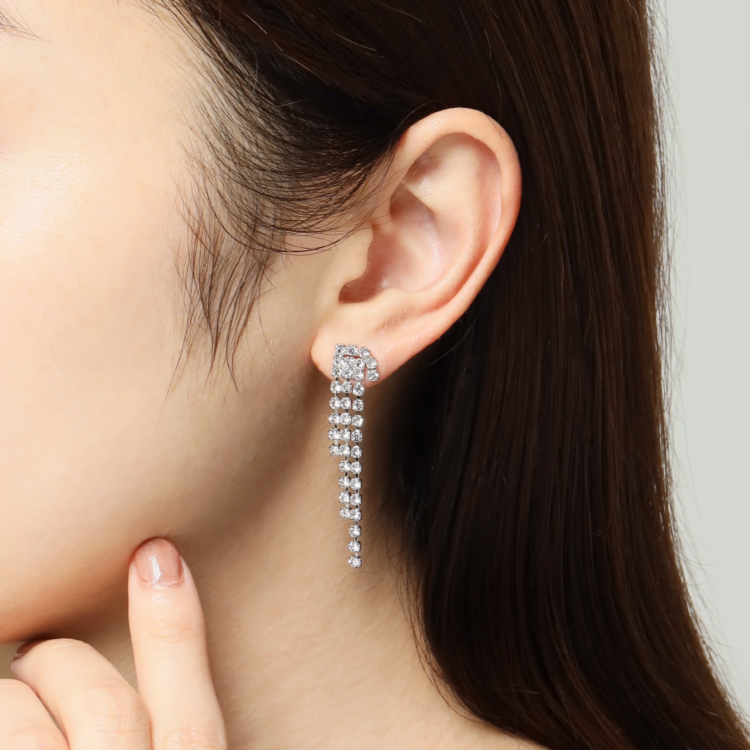 エアリーフェアリー プレシオサ社製 ダイヤレーン クリスタルガラス ラグジュアリー イヤリング／ピアス