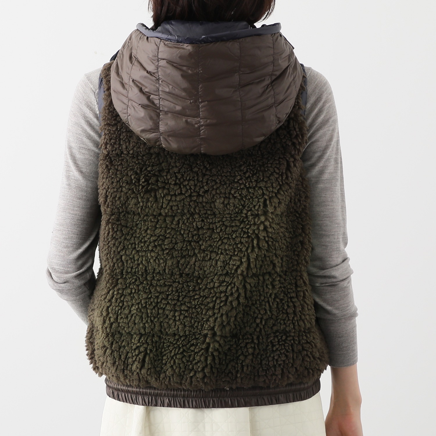 スタイル・ラヴィー ボア×配色タフタ 異素材ミックス ダウンベスト