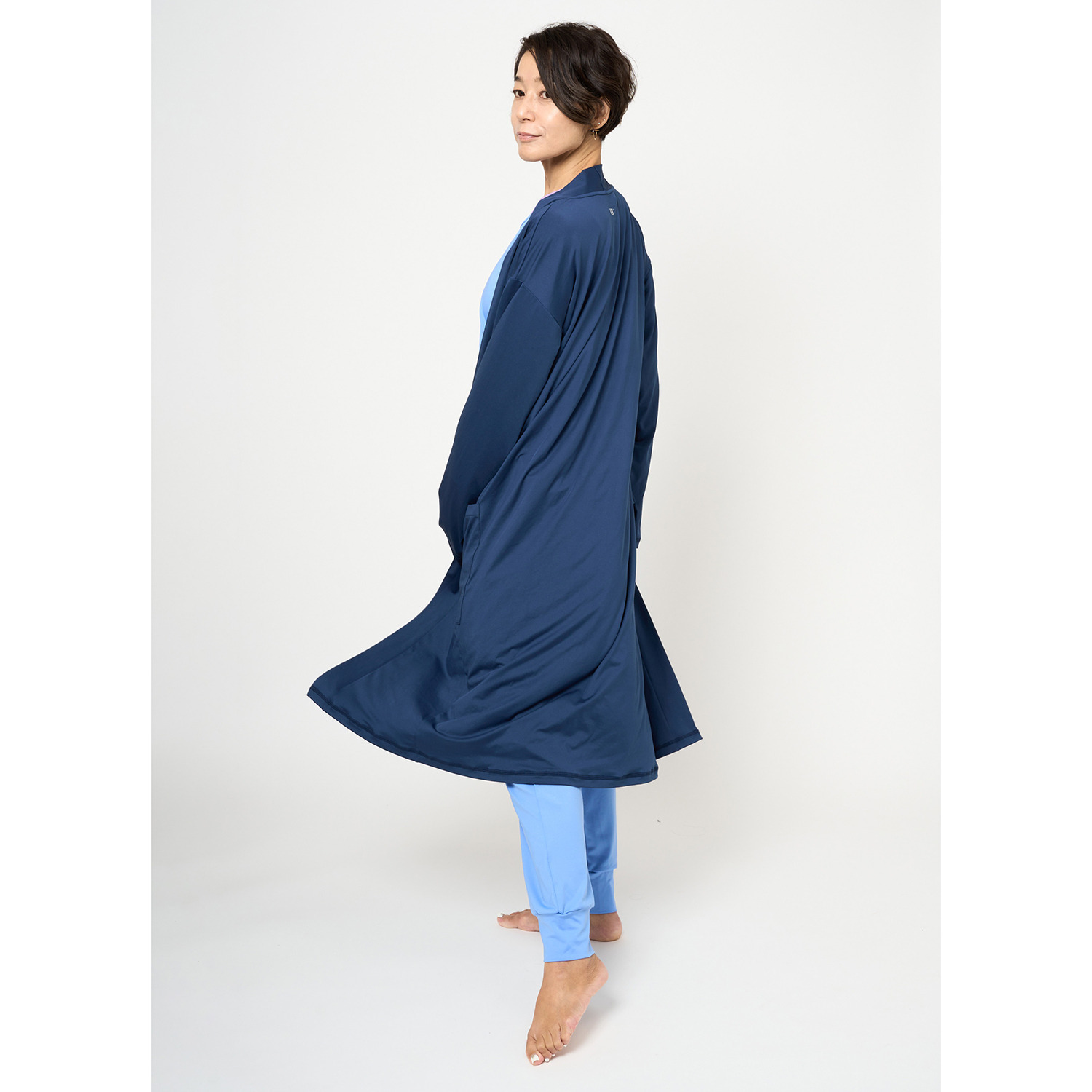 ＴＨＥ　ＷＥＬＬ つい動きたくなる！ そんな心躍るヨガウエア ロング丈 カーディガン