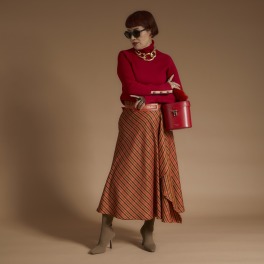 ボン・ブリコラージュ バイ　レイコ・ホウセンジ 注目のチェック柄で 冬の街並みを颯爽と！ ラップ風ディテールの デザインスカート