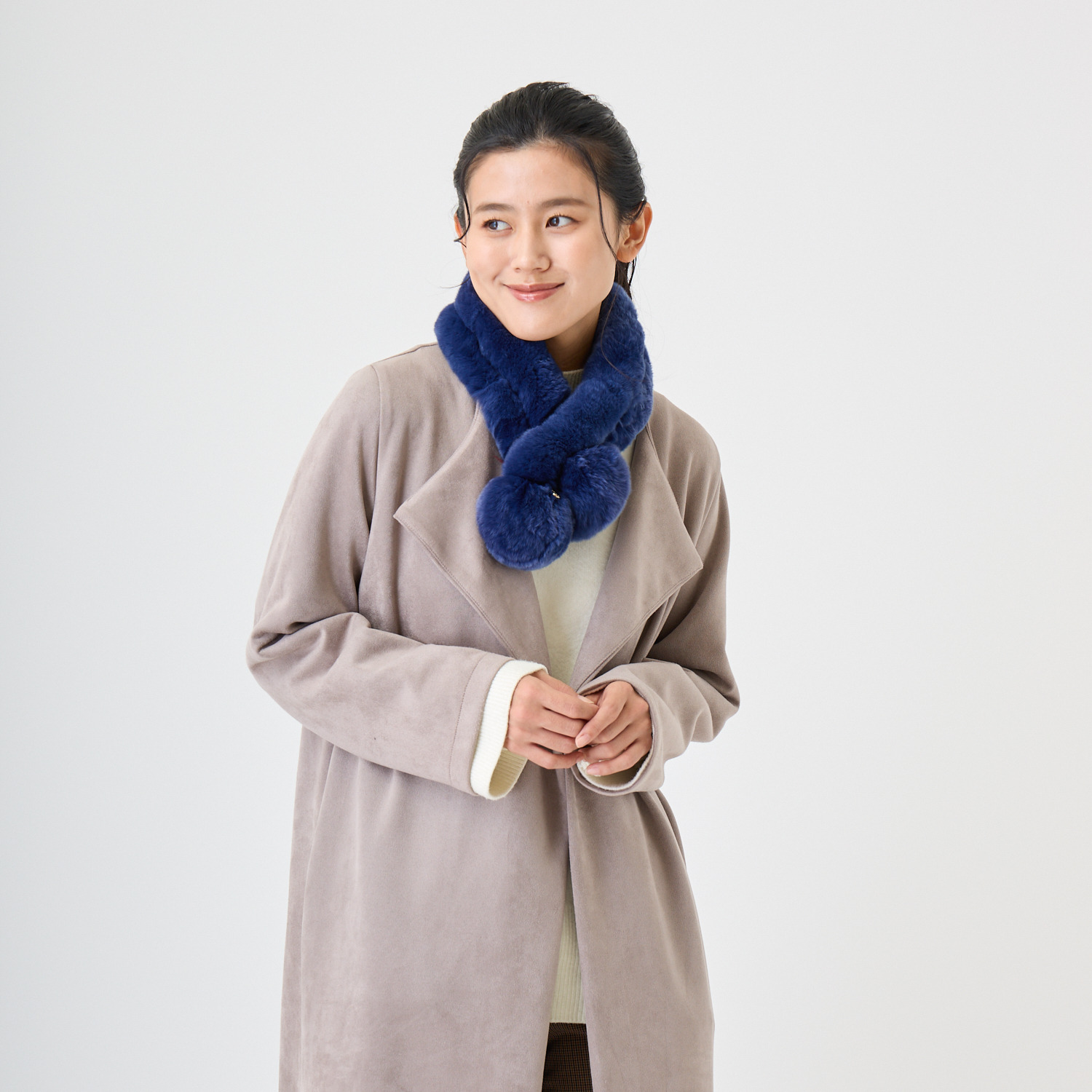 ミラ・ショーン チャーム付 レッキスマフラー