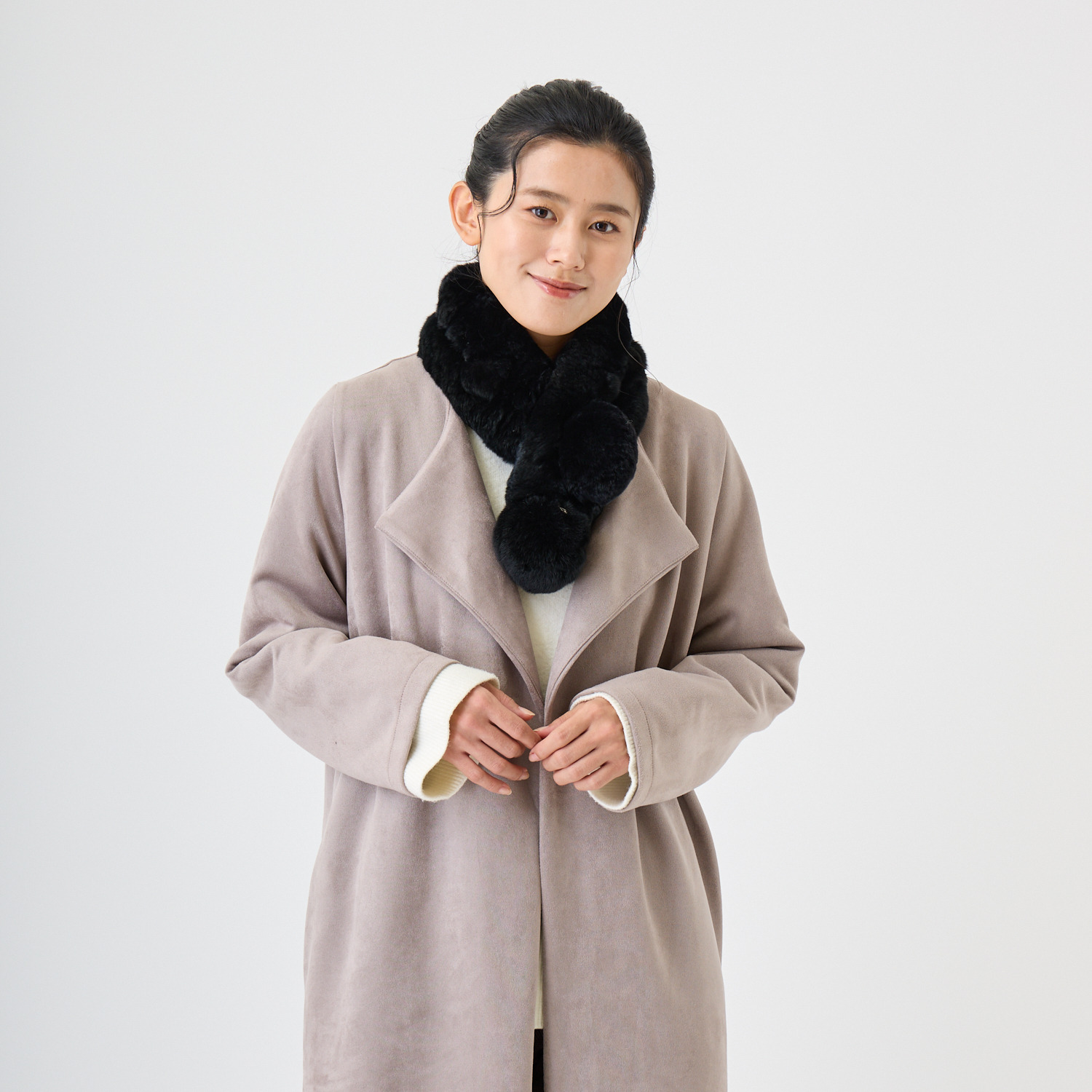 ミラ・ショーン チャーム付 レッキスマフラー