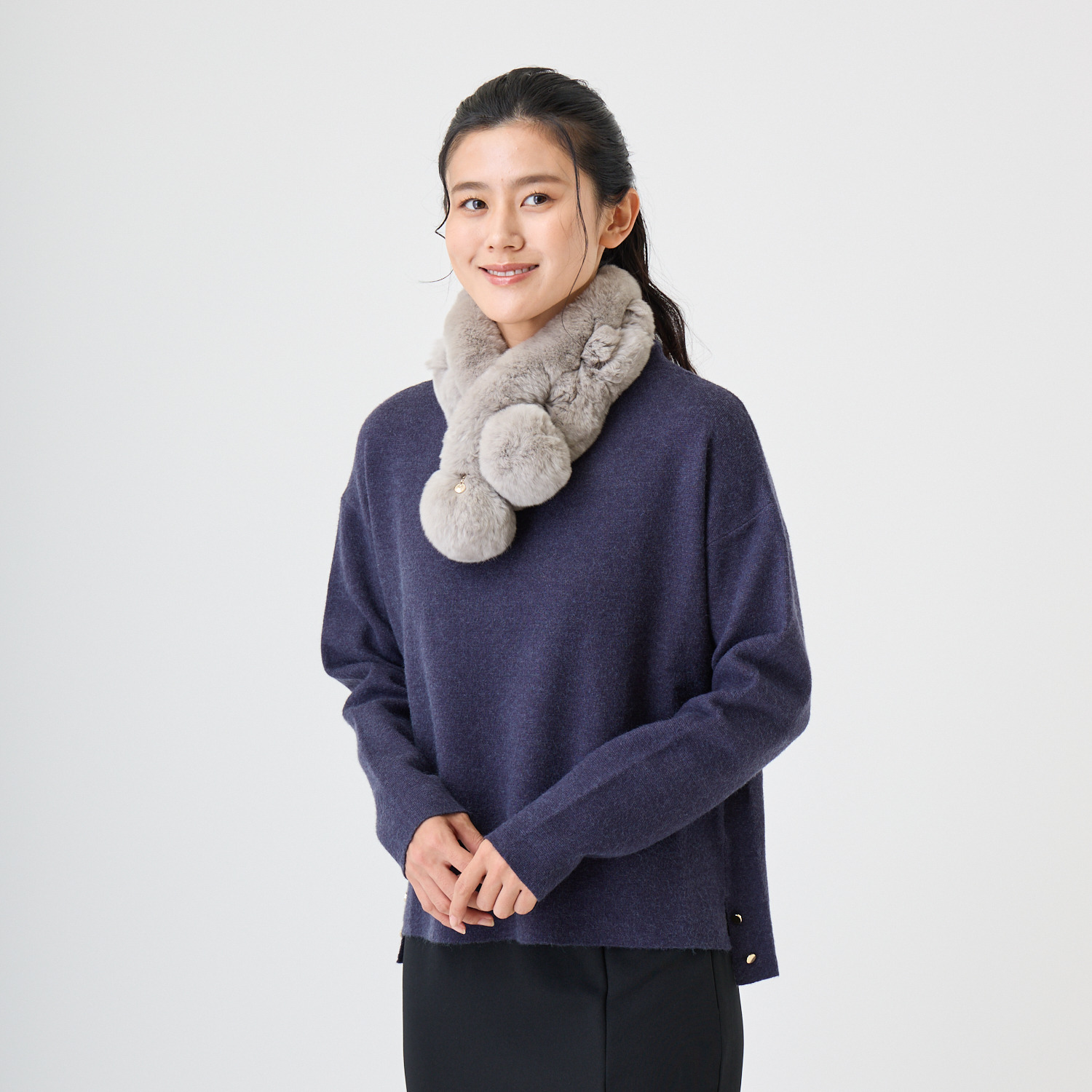 ミラ・ショーン チャーム付 レッキスマフラー