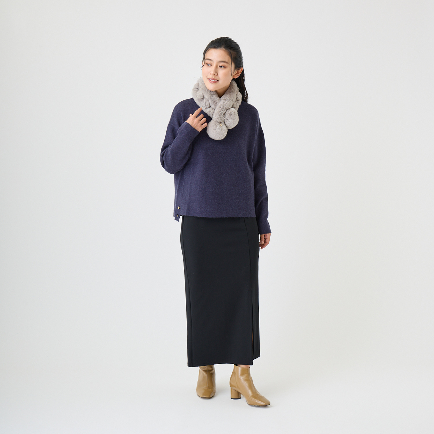 ミラ・ショーン チャーム付 レッキスマフラー