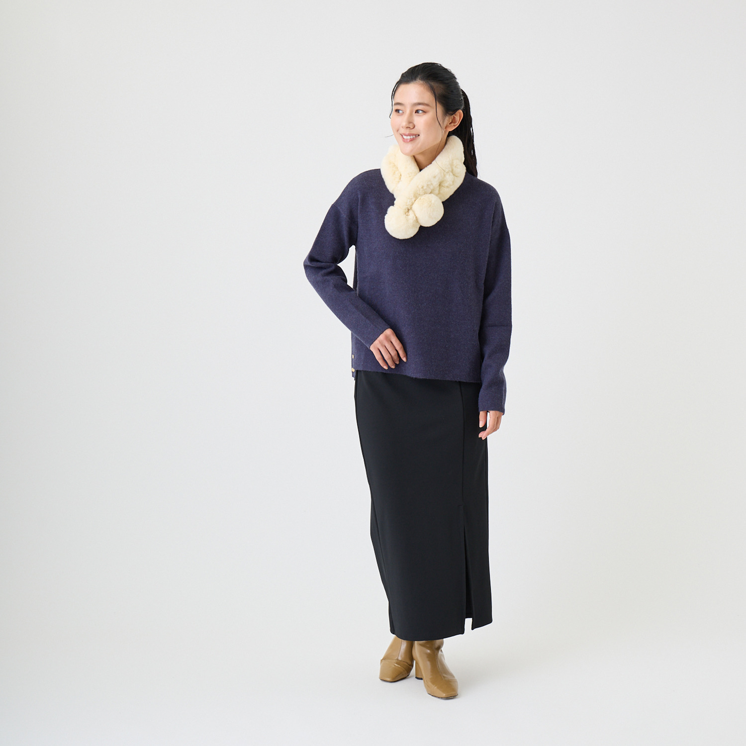 ミラ・ショーン チャーム付 レッキスマフラー