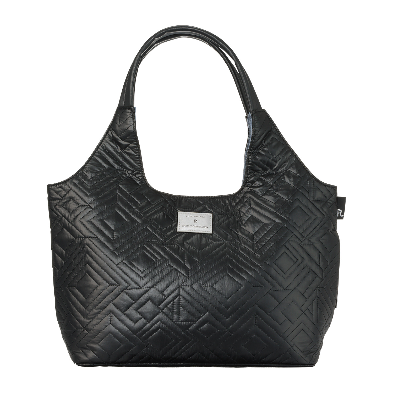 ルートート バッグインバッグ機能で 中身の整理整頓が可能！ Ａ４サイズが入る 大人キルティング ラウンドトートバッグ