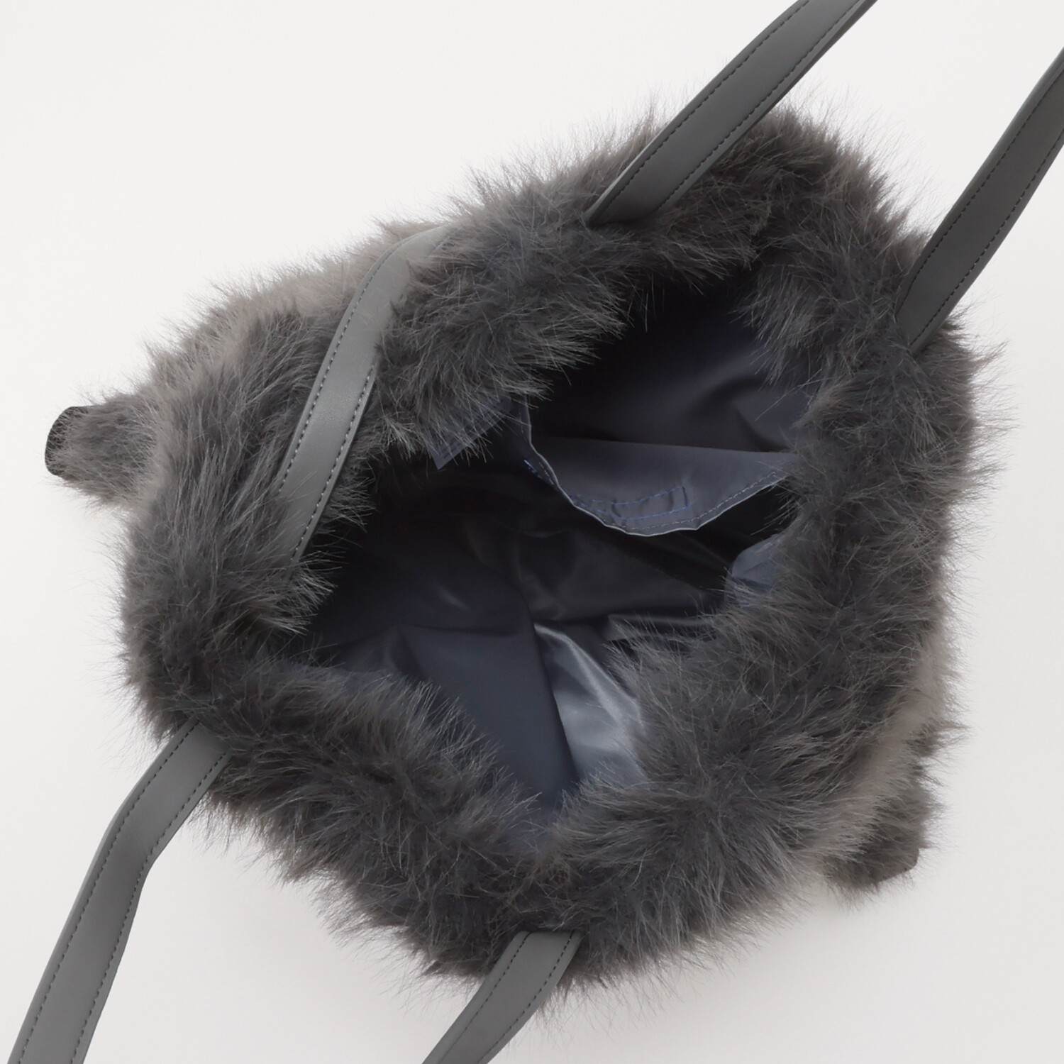 ルートート 触って癒され、見て癒され 楽しめる ２ウェイトートバッグ “クリプティッド”