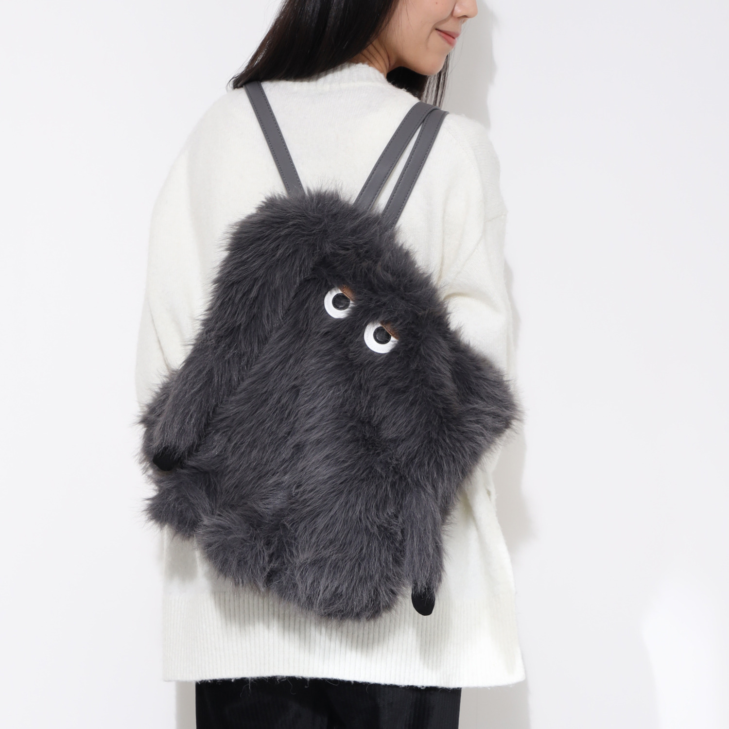 ルートート 触って癒され、見て癒され 楽しめる ２ウェイトートバッグ “クリプティッド”