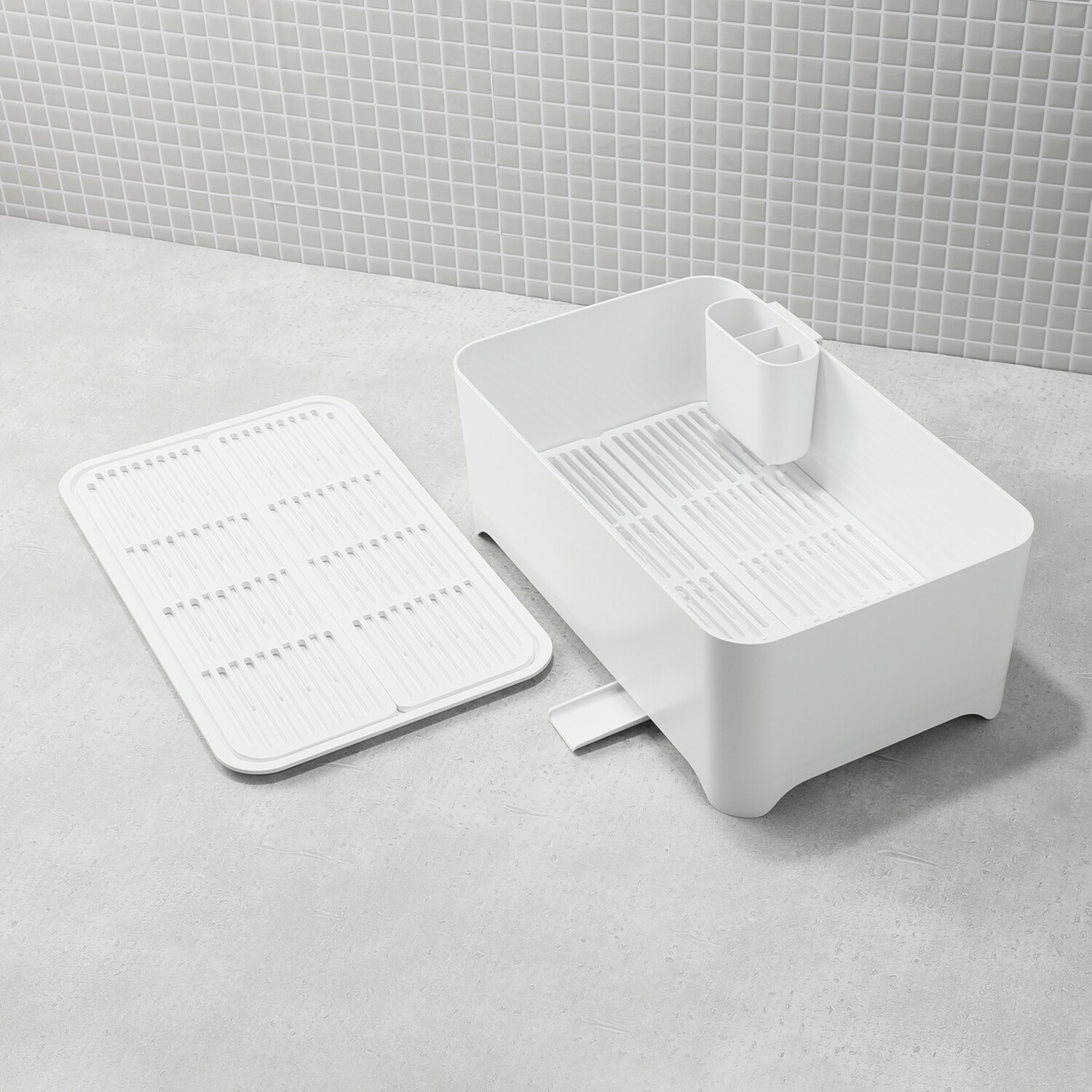 キッチンに合わせ 自由に拡張、配置できる 洗い桶になる 水切りケース＆ 水切りトレー