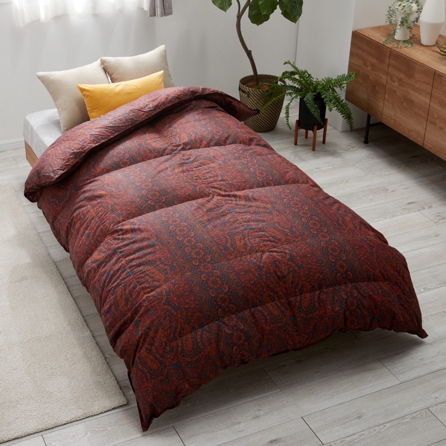 西川グース 　最高峰ダウンパワー！ 厳選ハンガリー産 グースダウン９３％ 防ダニ＆綿１００％サテン 羽毛掛けふとん ＜セミダブル＞