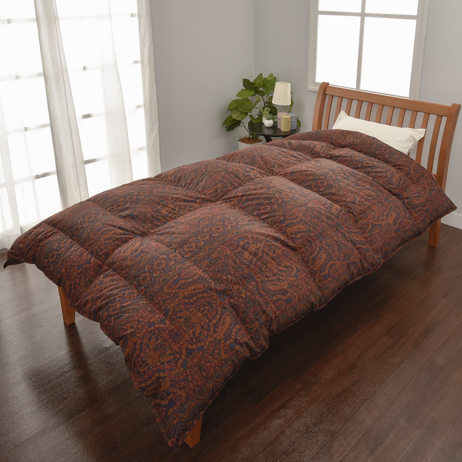 西川グース 　最高峰ダウンパワー！ 厳選ハンガリー産 グースダウン９３％ 防ダニ＆綿１００％サテン 羽毛掛けふとん ＜セミダブル＞