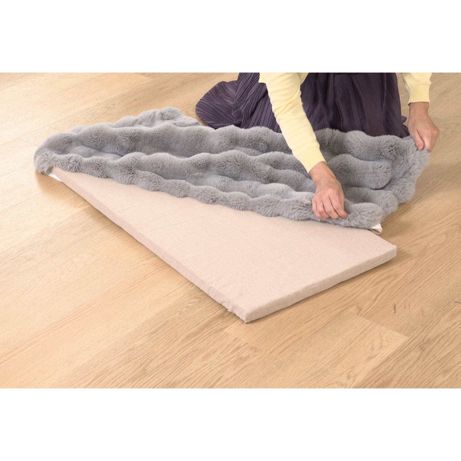 ソファーの座面に敷いて 快適な座り心地復活！ なめらかふわふわ ファータッチ 復活ソファーシート ＜３人掛用＞