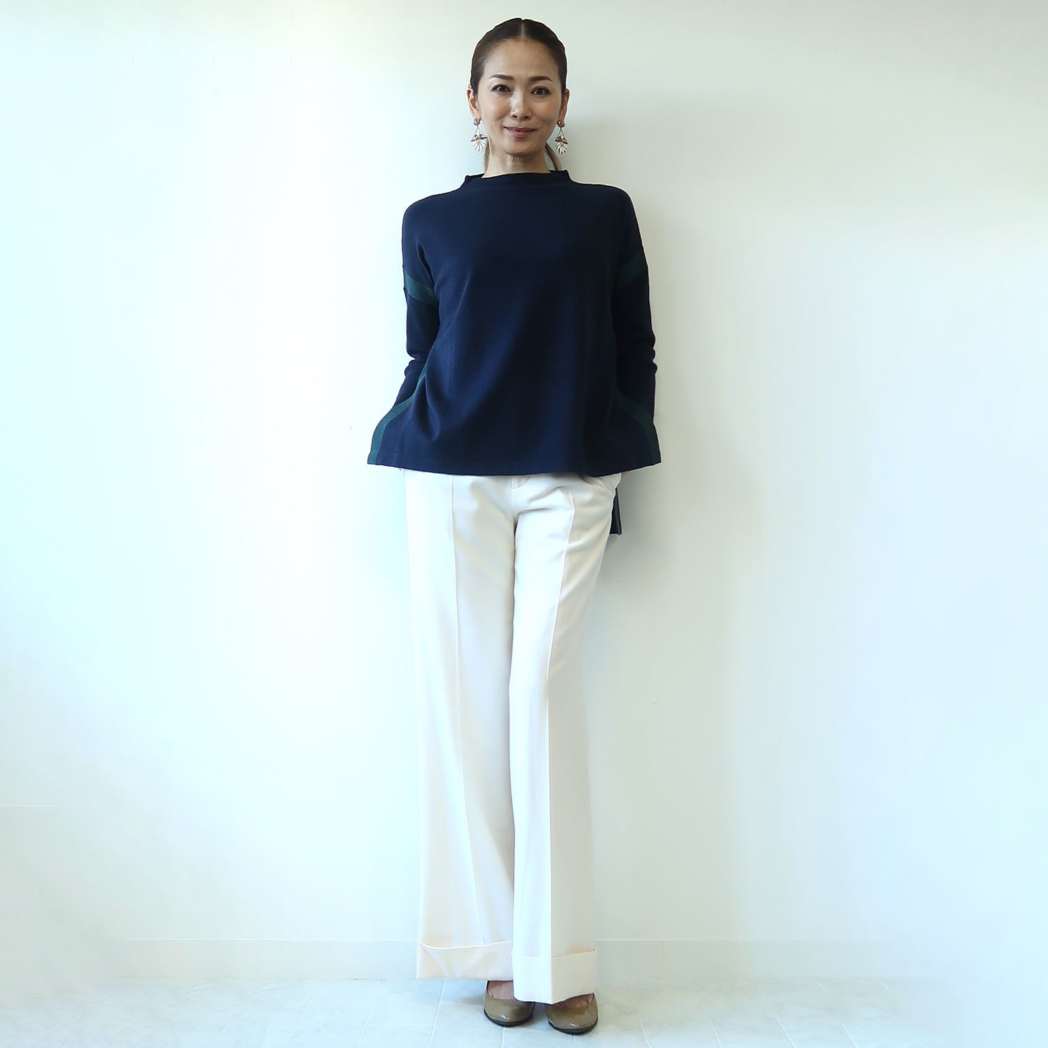 フーア ラインデザイン プルオーバー