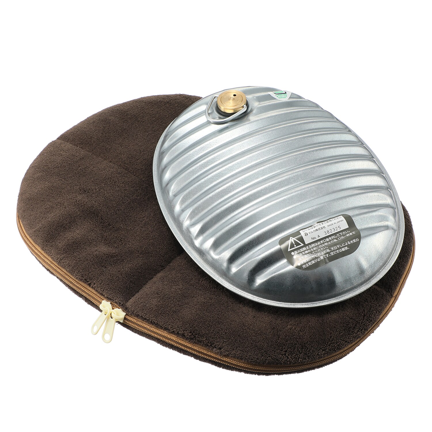 マルカ 大正１２年の創業 約１００年の歴史 老舗メーカーの 「こだわり×進化」の 金属湯たんぽ　２．５Ｌ ファスナー収納袋セット