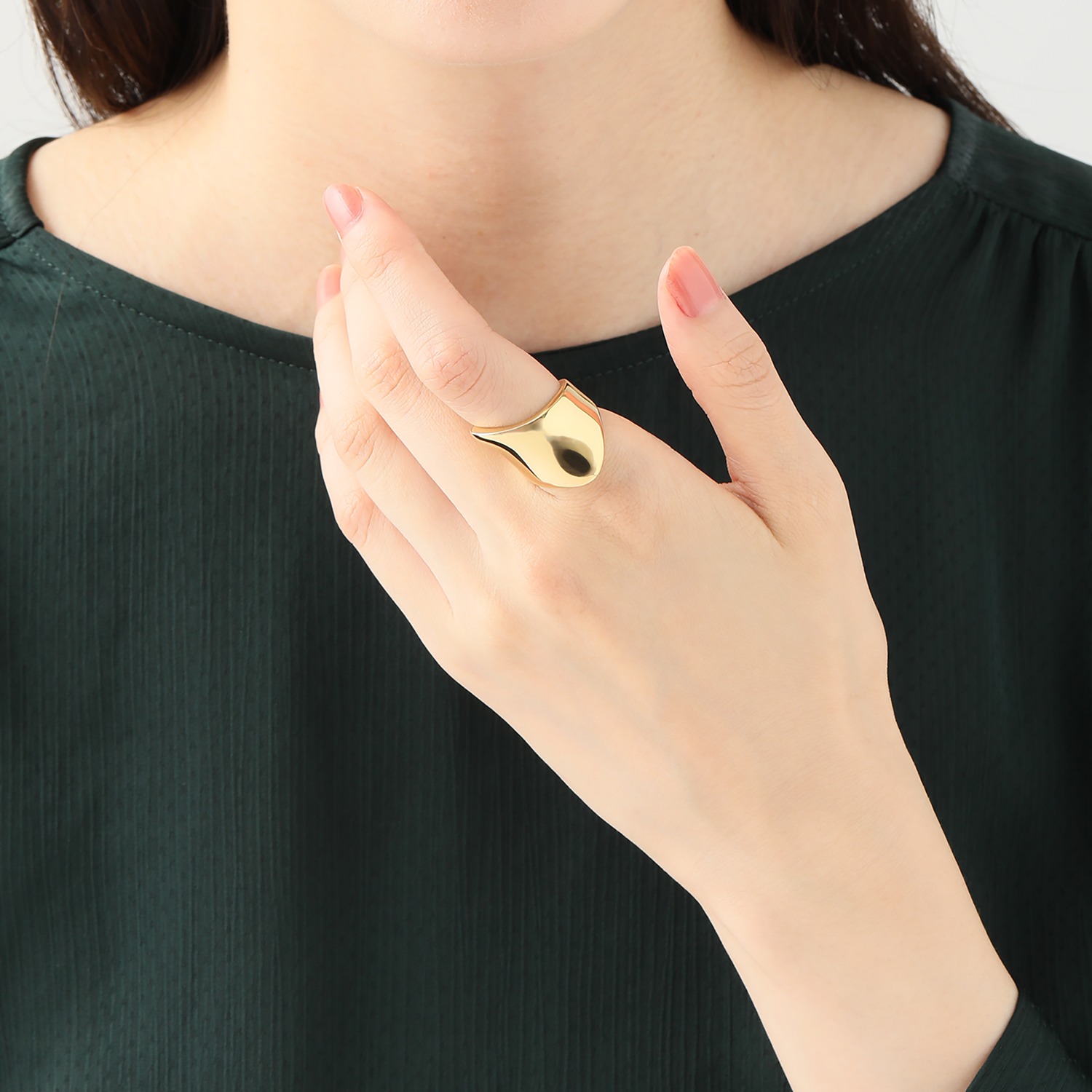 ラフィナリスタ サージカルステンレス ウェーブデザイン ワイドリング