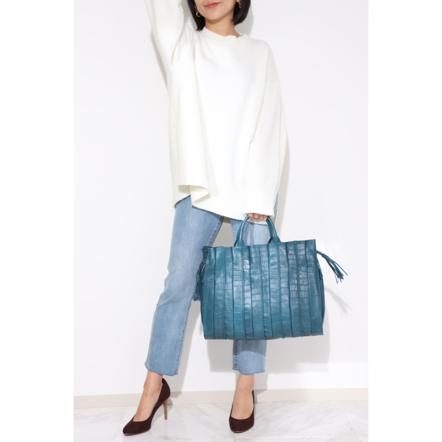 オリタタ ＜日本製＞ 牛革クロコダイル型押し プリーツデザイン ２ウェイラージバッグ