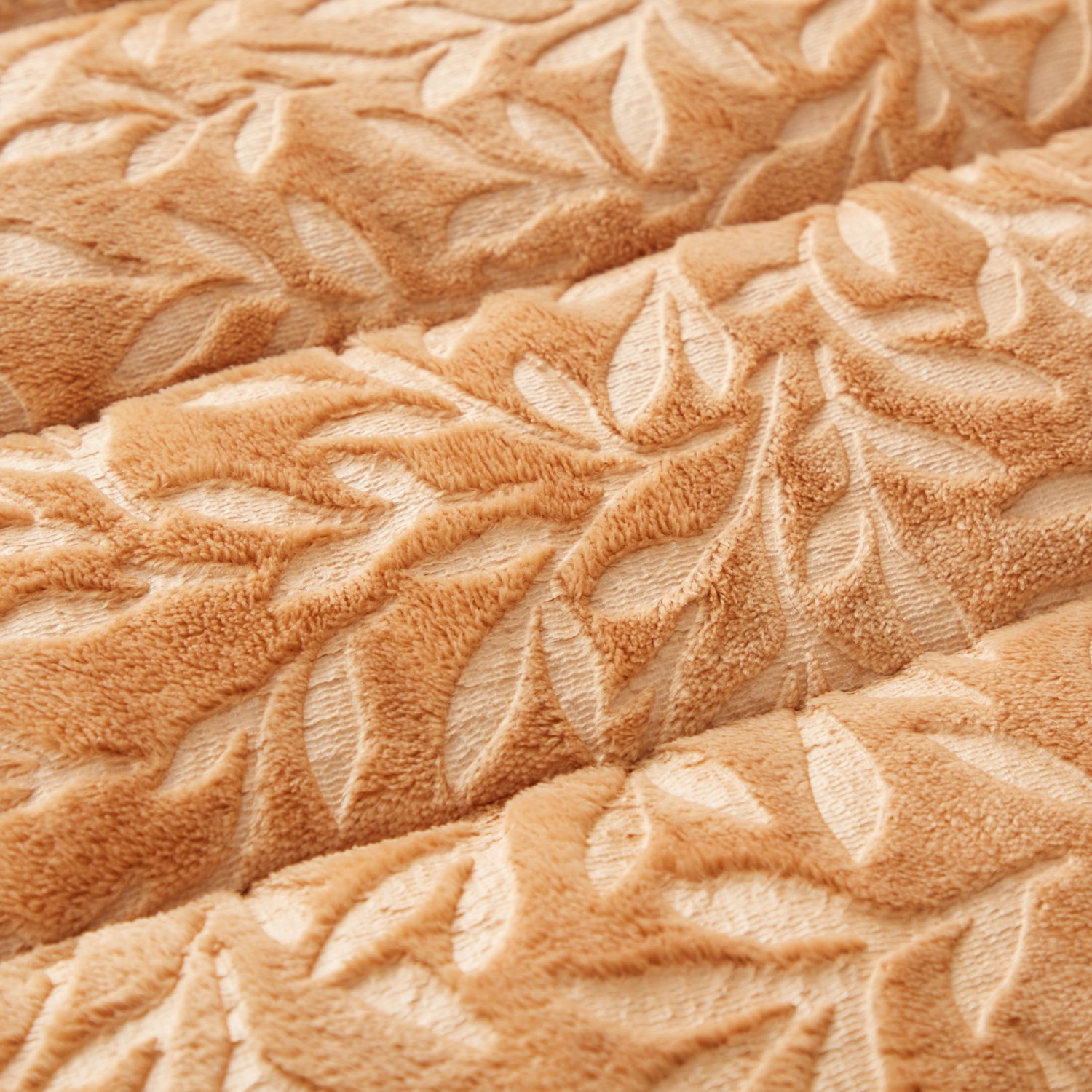 西川 ゴム無しでもズレにくい！ 吸湿発熱 置くらくホット 敷きパッド ＜シングル＞