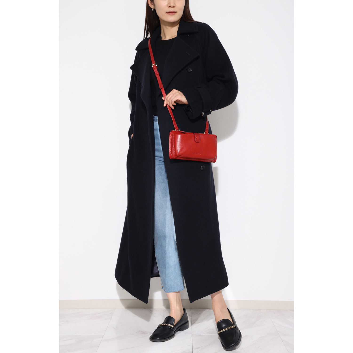 ズッケロ ゴートレザー スマホショルダーバッグ