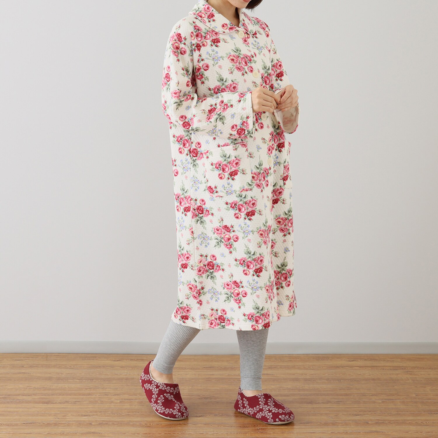 ローラアシュレイ コットン１００％ 中わたニットキルト ロングガウン