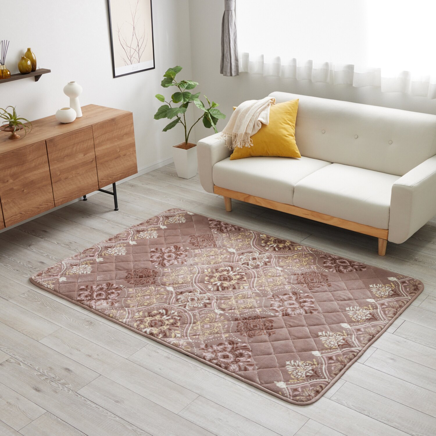 モリリンＷＯＭＡ 多層構造で暖か！ アルミ蒸着シート入り 洗えるぽかぽか ふっくらラグ ＜１３０×１９０ｃｍ＞