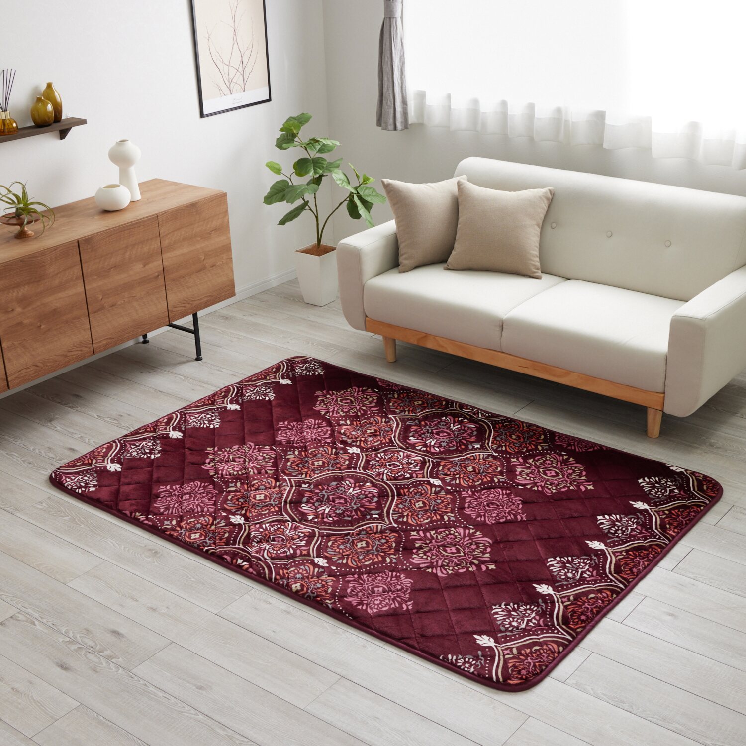 モリリンＷＯＭＡ 多層構造で暖か！ アルミ蒸着シート入り 洗えるぽかぽか ふっくらラグ ＜１３０×１９０ｃｍ＞