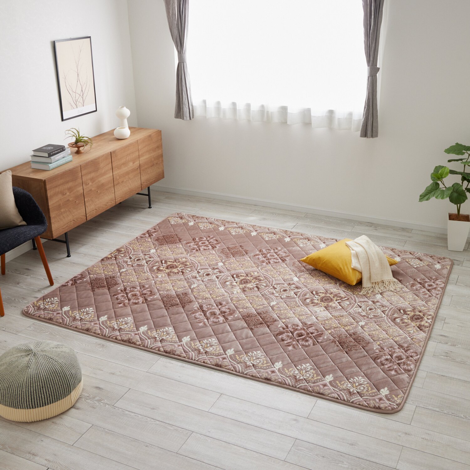 モリリンＷＯＭＡ 多層構造で暖か！ アルミ蒸着シート入り 洗えるぽかぽか ふっくらラグ ＜１９０×２４０ｃｍ＞