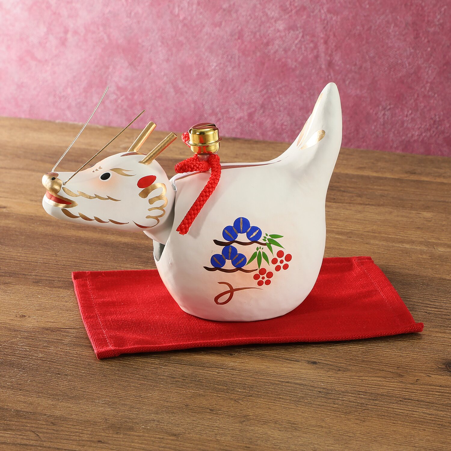 首振り松竹梅　辰　張り子 敷物付