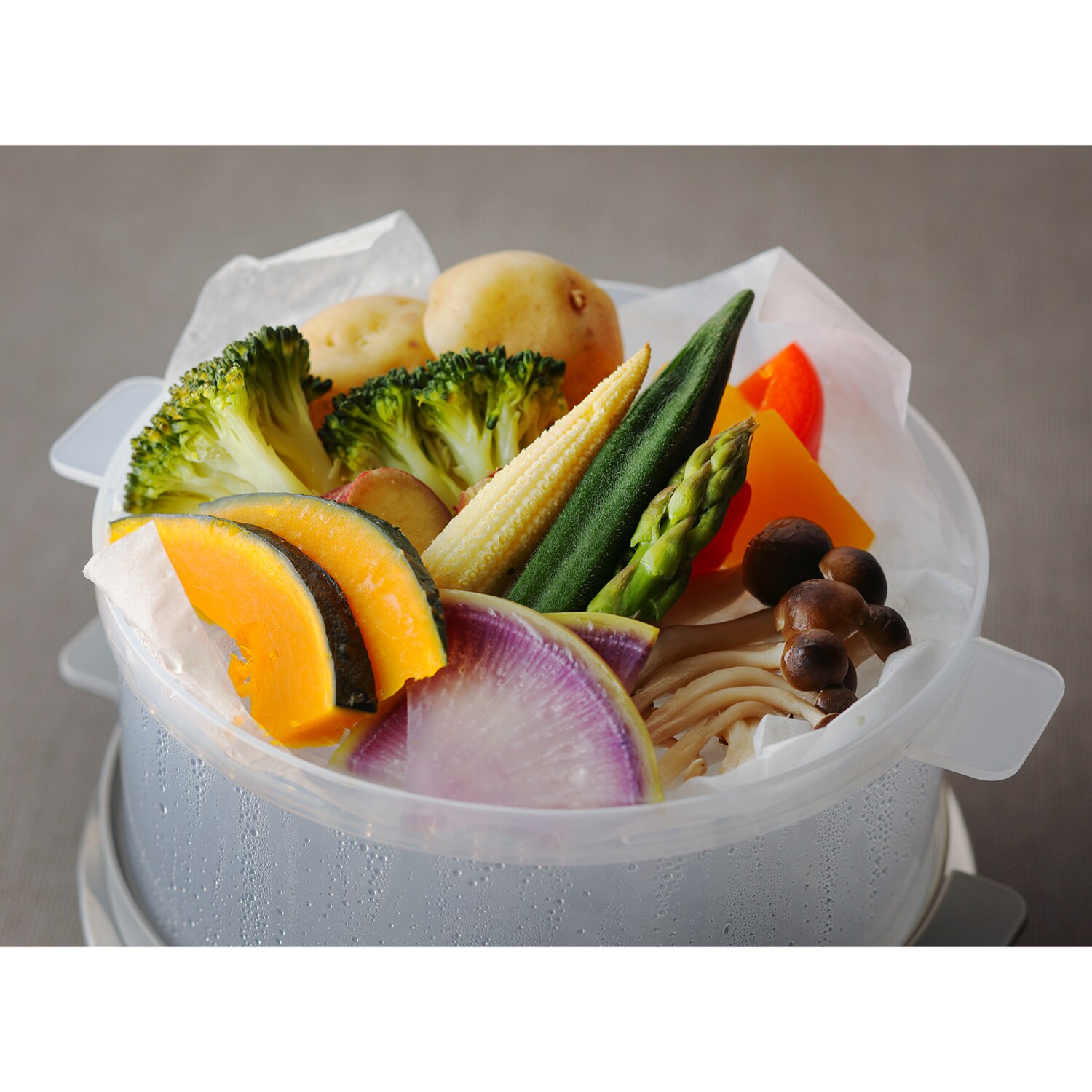 クイジナート ゆで卵と蒸し料理 ２段調理で楽しさ広がる！ クッキングスチーマー ＣＥＣ−２０Ｊ