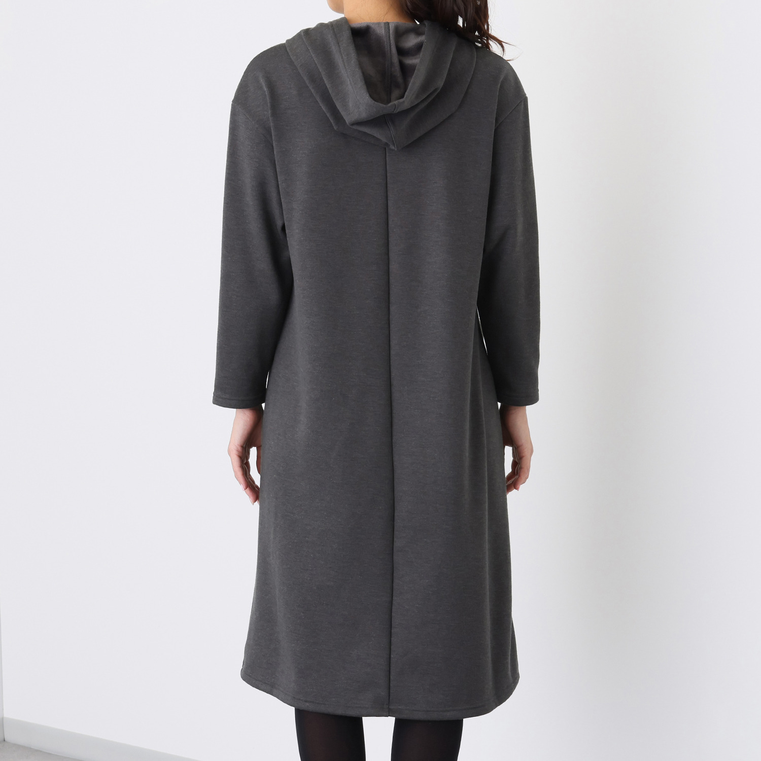 ココンライフ　ドゥ 吸湿発熱・吸放湿 ふんわり裏シャギー フード付ワンピース