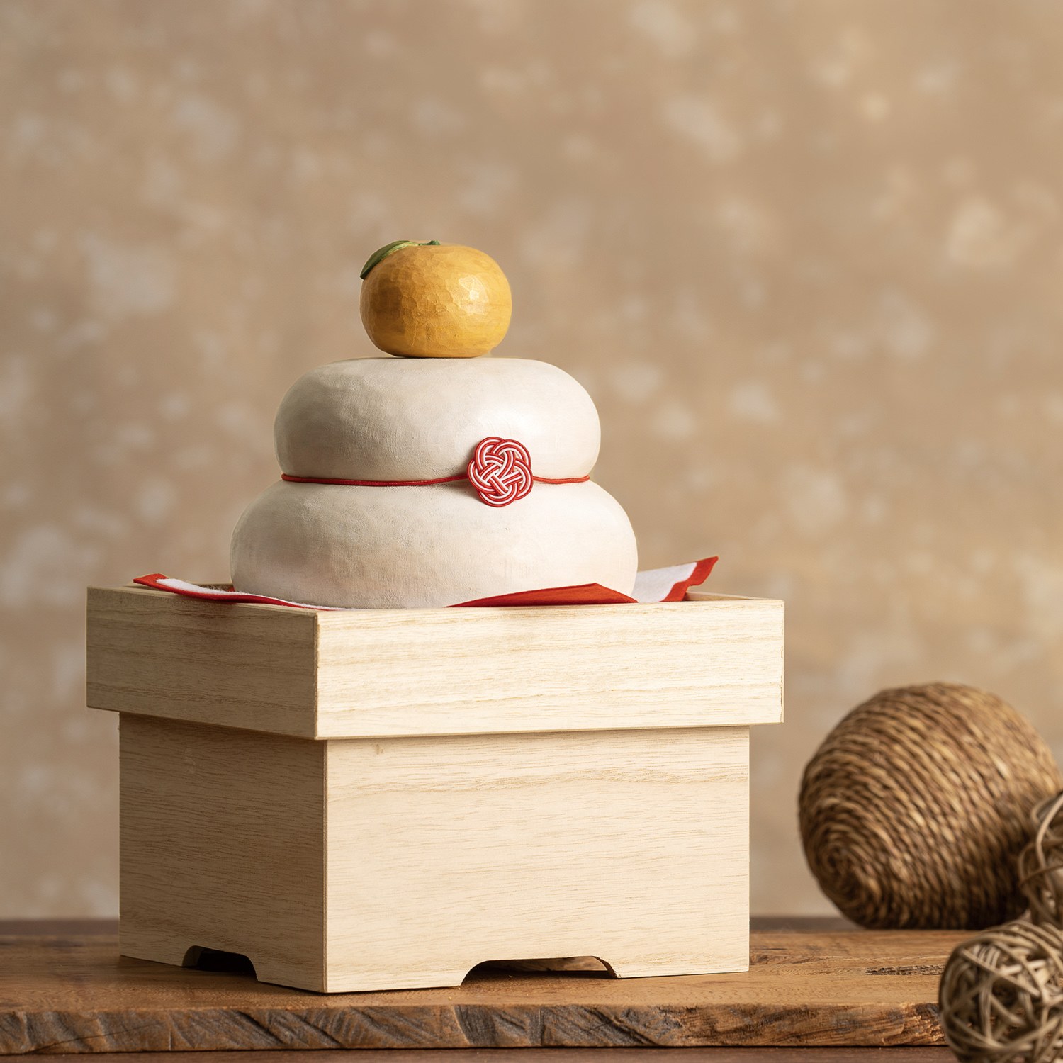 たまふり屋 宝来宝来神社御祈祷 金運祈願の永世木彫り鏡餅 ＜小＞