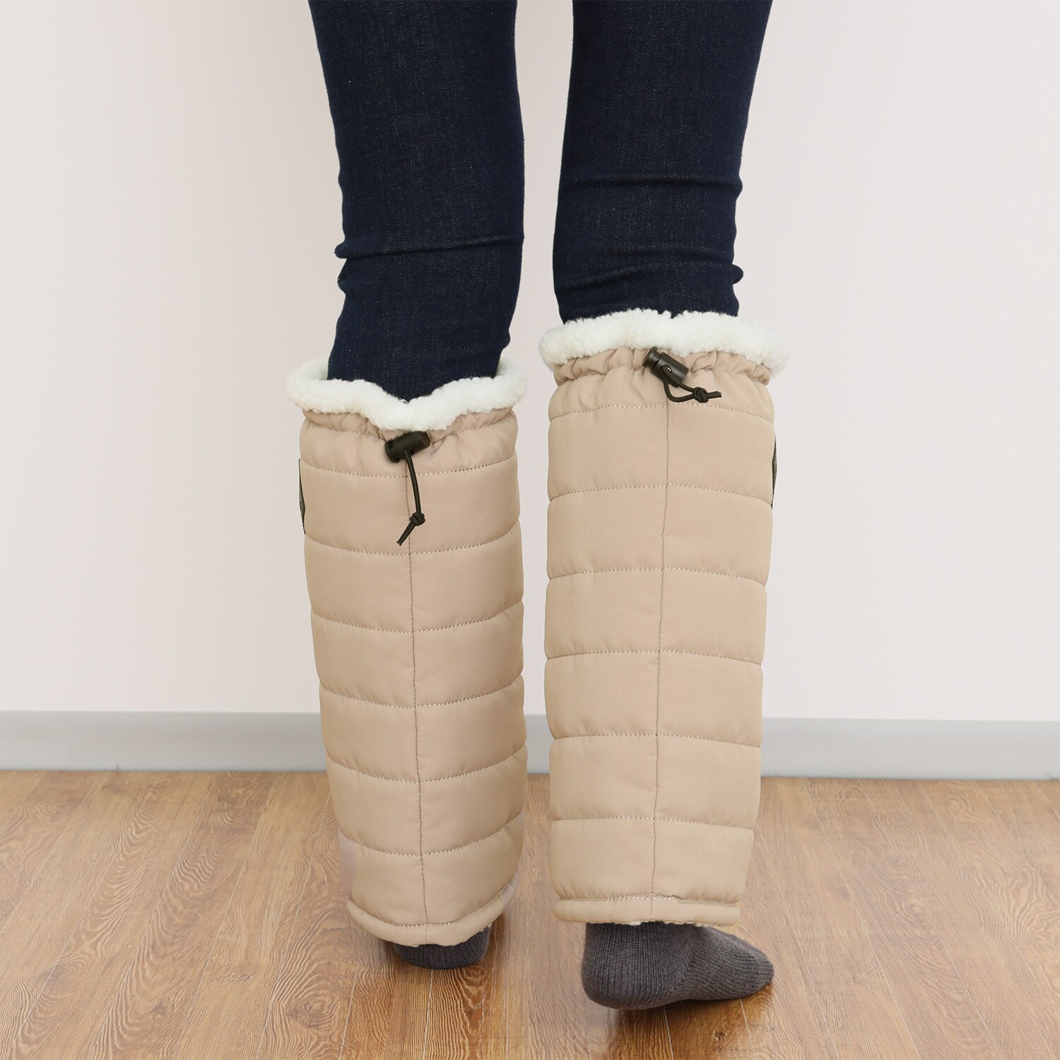 トーキョーキャンプゴー 寒い冬の必需品 ナイロンボアフリース レッグウォーマー