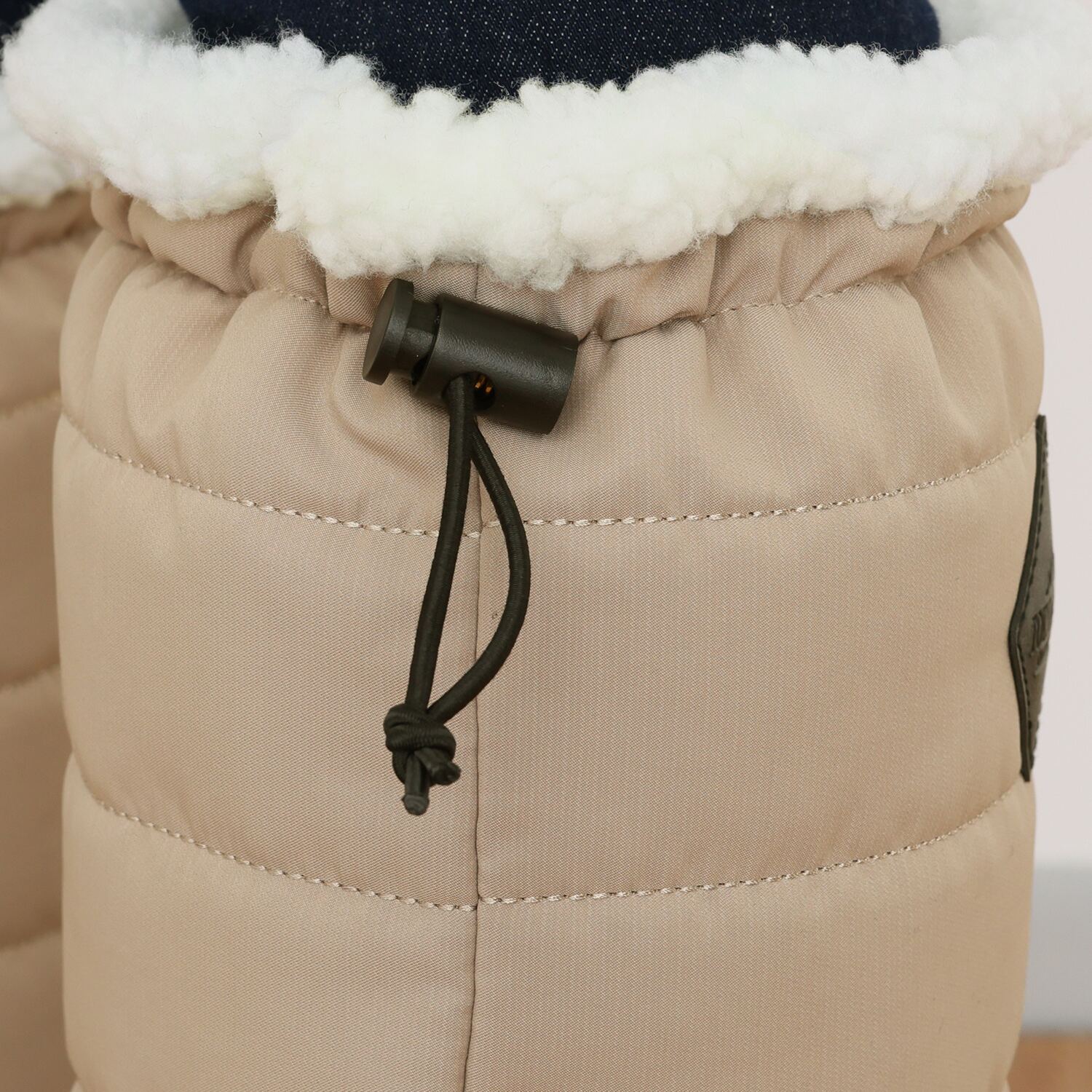 トーキョーキャンプゴー 寒い冬の必需品 ナイロンボアフリース レッグウォーマー