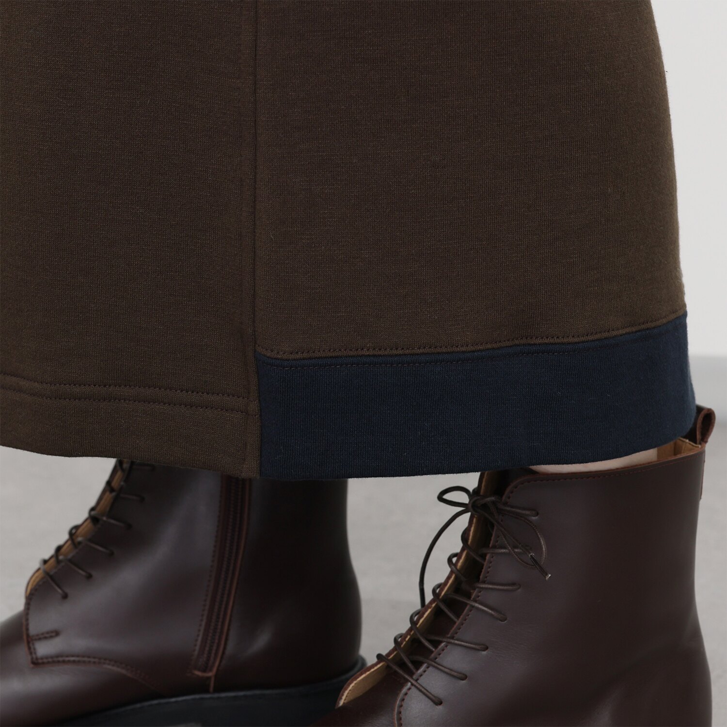 シロヤイチガントウキョウ “ベビーコットン”使用 裏毛起毛 セミタイトロングスカート