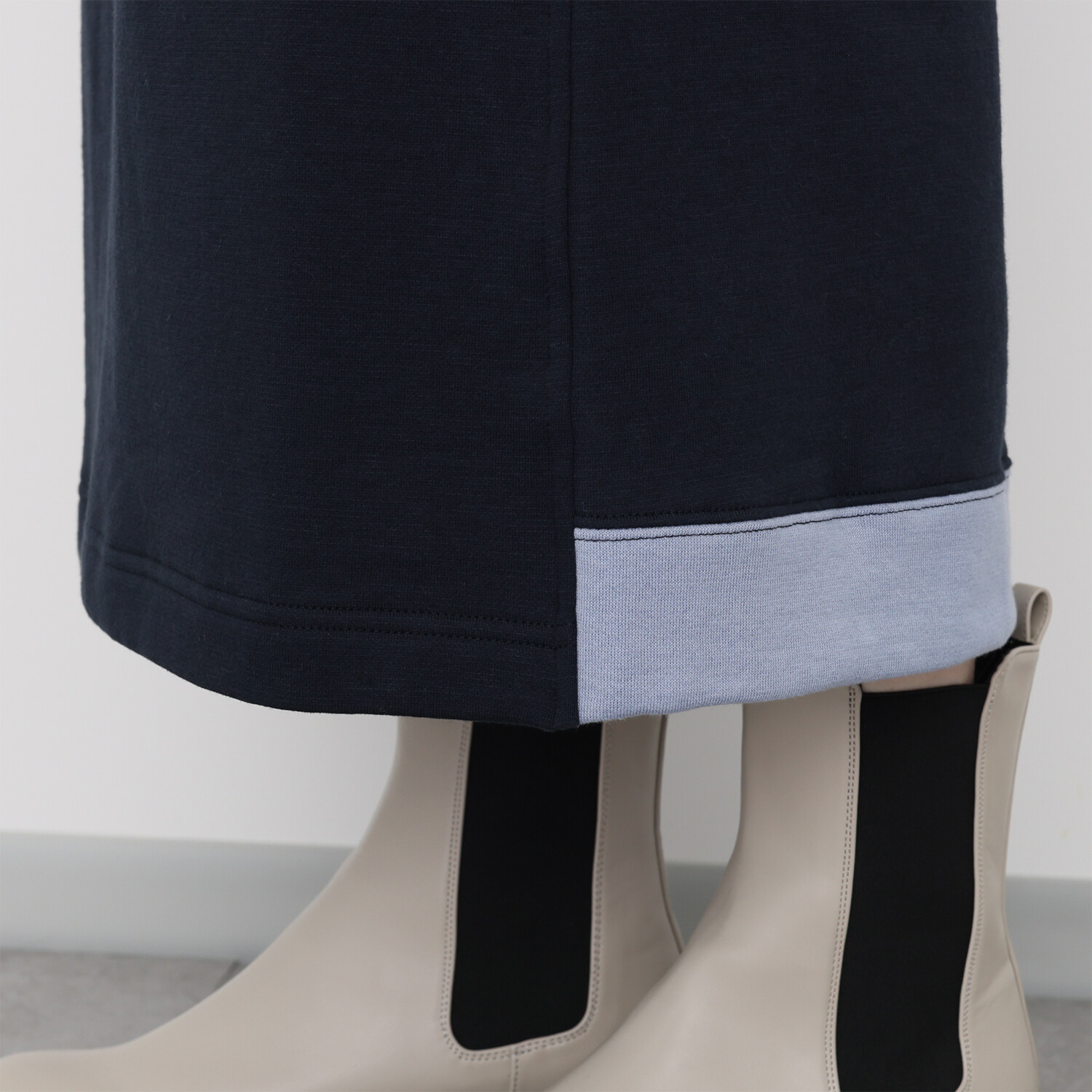 シロヤイチガントウキョウ “ベビーコットン”使用 裏毛起毛 セミタイトロングスカート