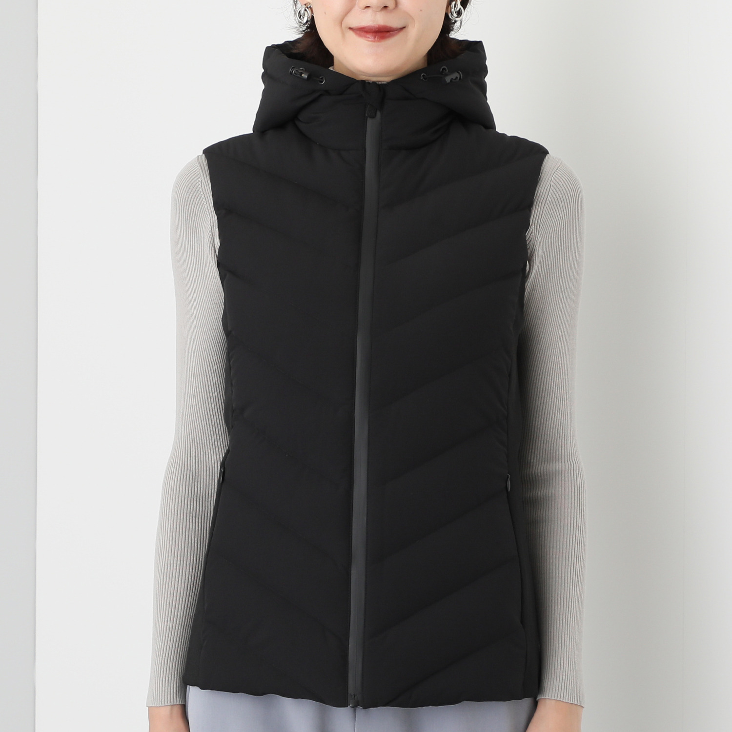 ブロンドール はっ水 あったかすっきり 切替デザイン ダウンフードベスト