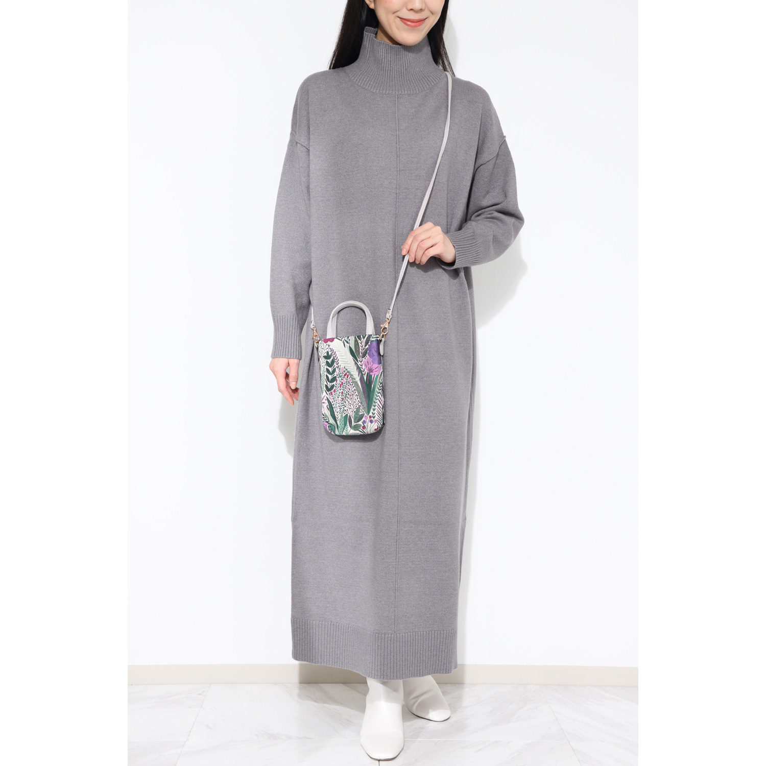 ラルジュ ボタニカルジャガード スマホショルダーバッグ