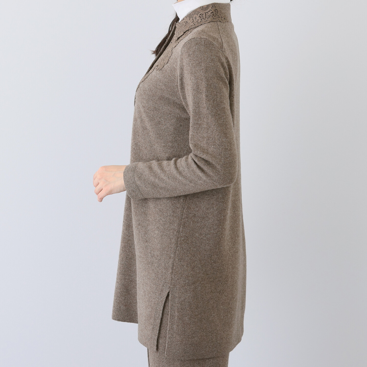 ネイチャーズ 無染色ヤク レース使い ロングチュニック