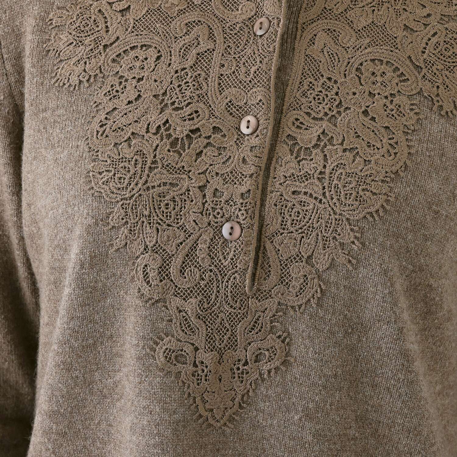 ネイチャーズ 無染色ヤク レース使い ロングチュニック