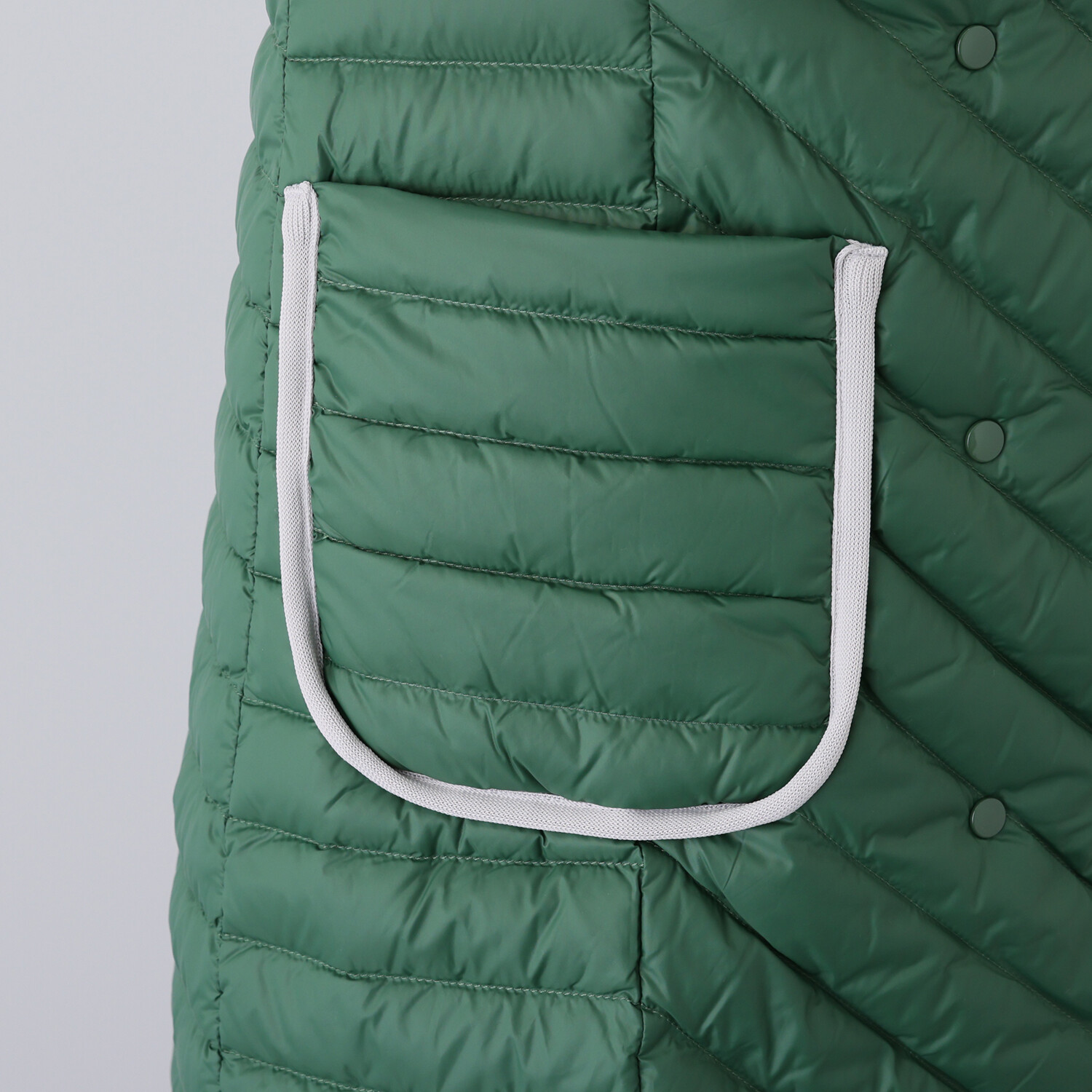 アンリック　オー　ブルー ウルトラ軽量ダウン 襟アレンジ パイピングアクセント コート