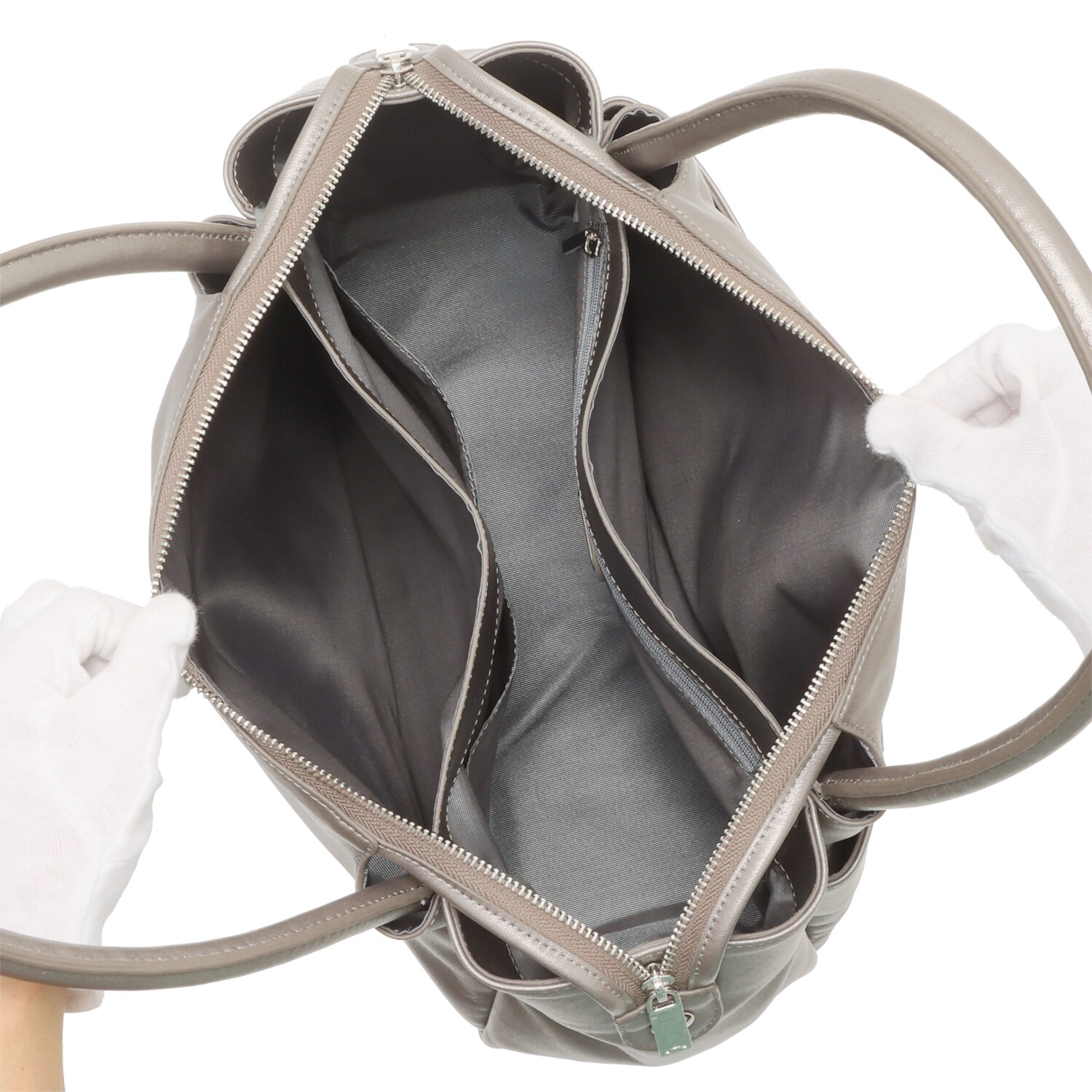 ラ・バガジェリー シープレザー 軽量 Ａ４トートバッグ