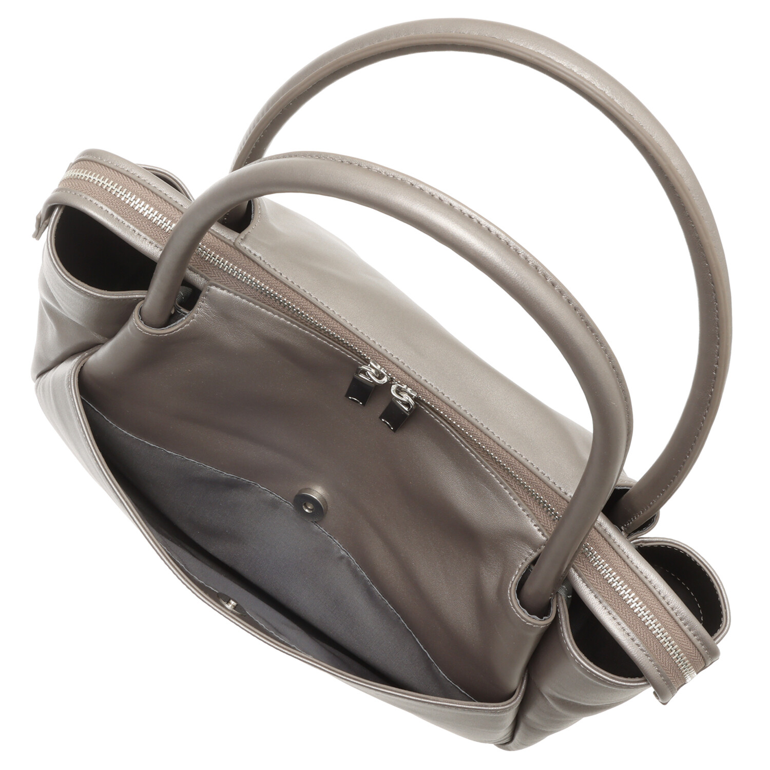 ラ・バガジェリー シープレザー 軽量 Ａ４トートバッグ