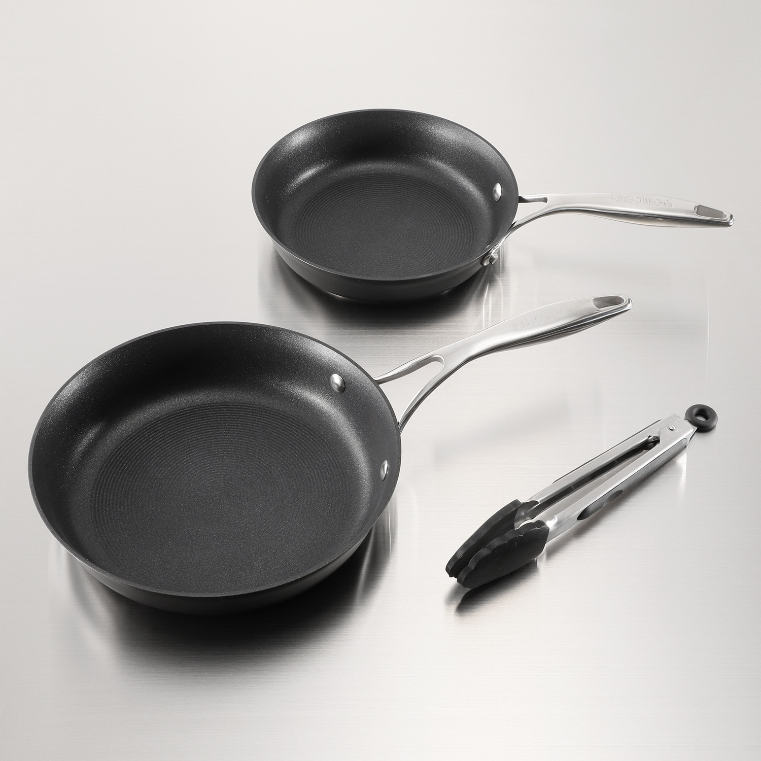 マイヤー サーキュロンフライパン ２１ｃｍ＆２５ｃｍ ２ピース ブラックシリコントング付 特別セット