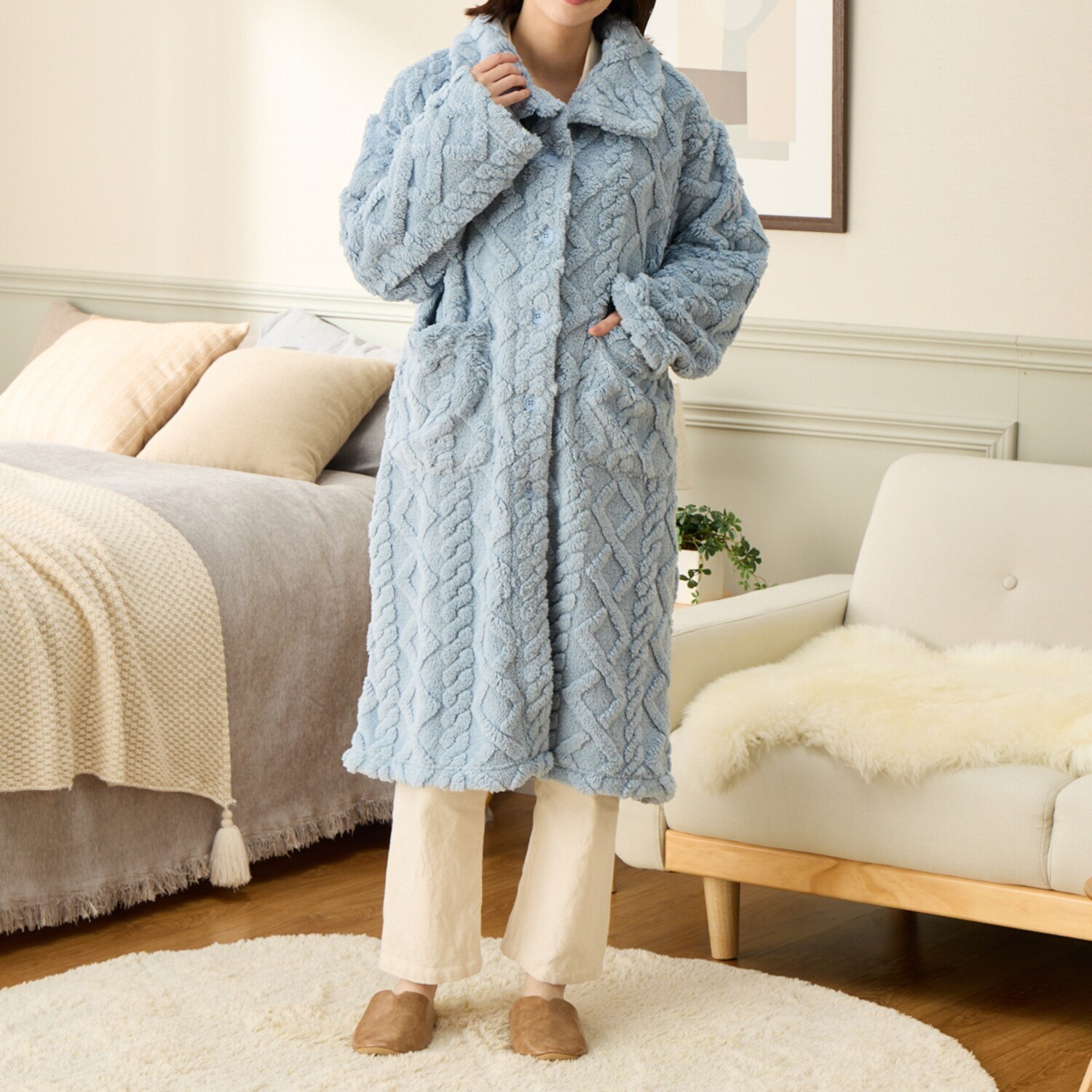 ｎｉｓｈｉｋａｗａ　西川 ケーブルニットデザイン あったか着る毛布 