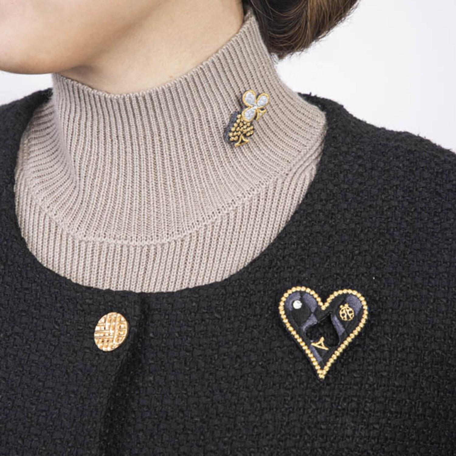 ラカム ドリームトリップシリーズ 手作業組み立て 立体刺しゅうブローチ ２点セット