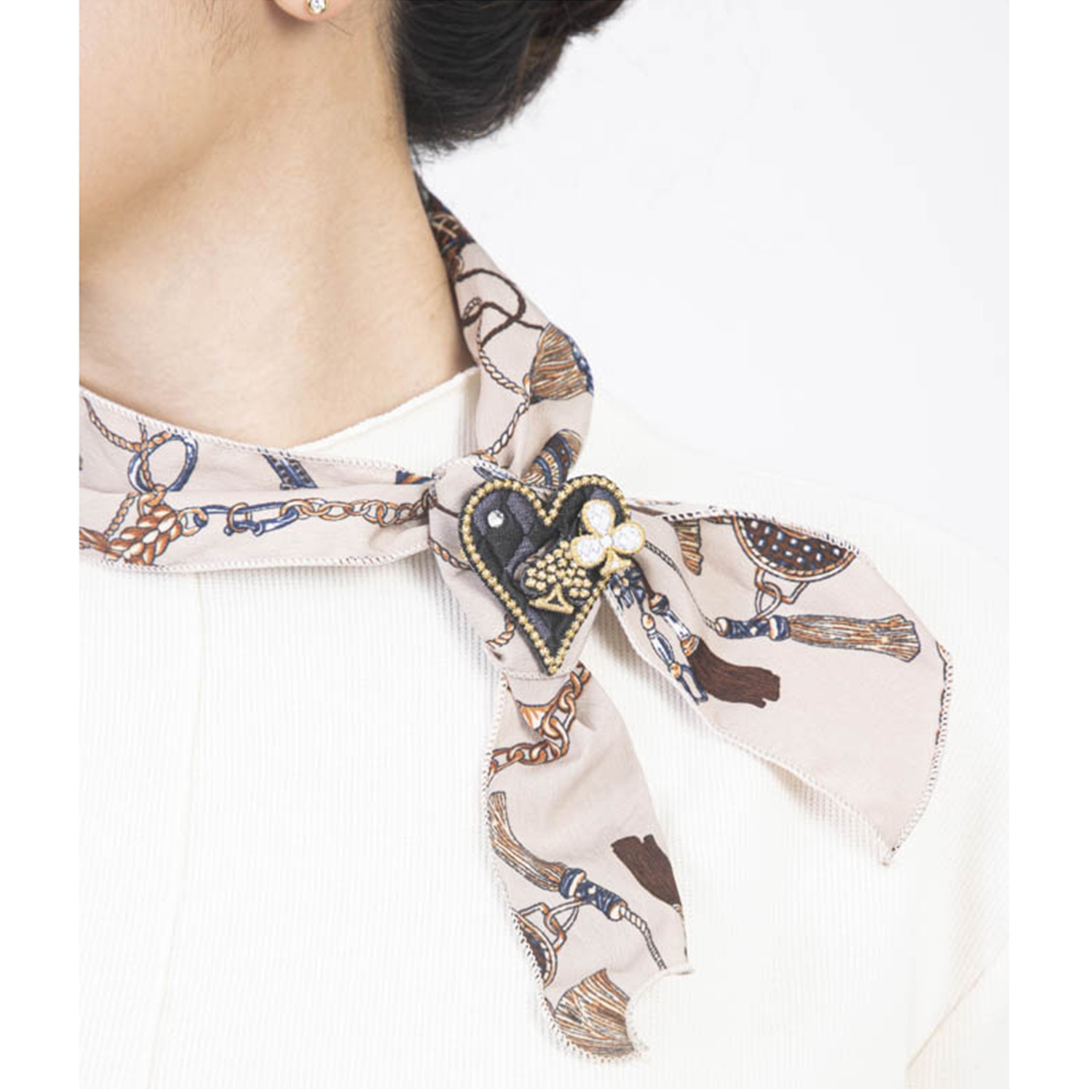 ラカム ドリームトリップシリーズ 手作業組み立て 立体刺しゅうブローチ ２点セット